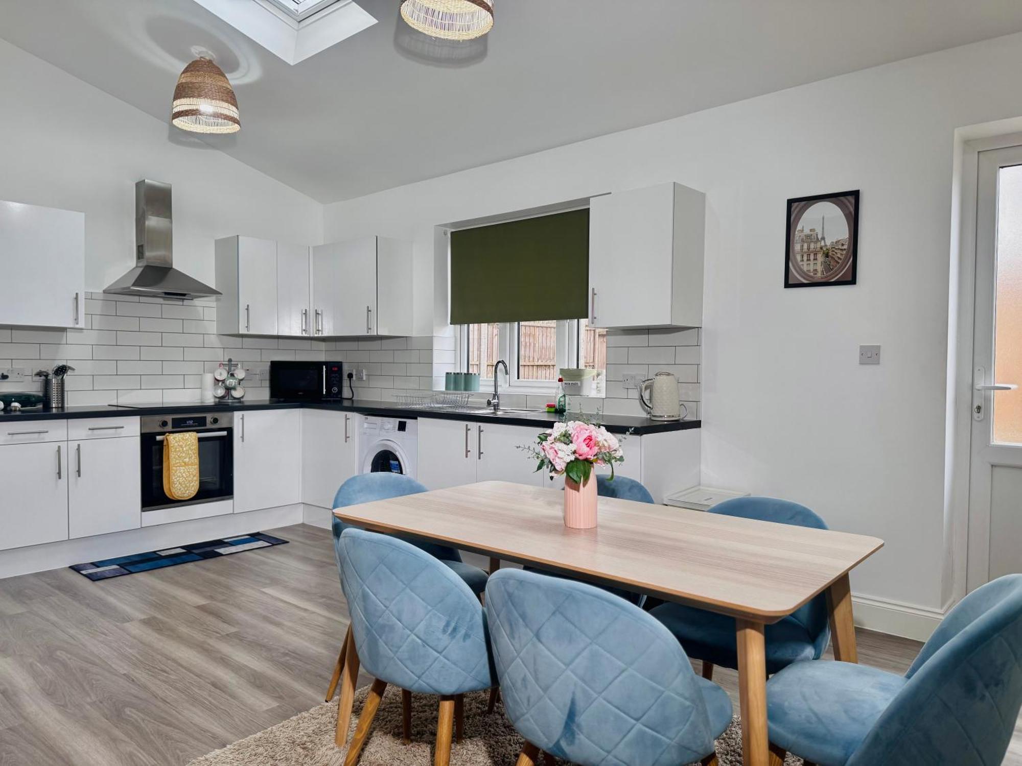 Cosy 1-Bed Flat 30Min To Central London & Parking Εξωτερικό φωτογραφία